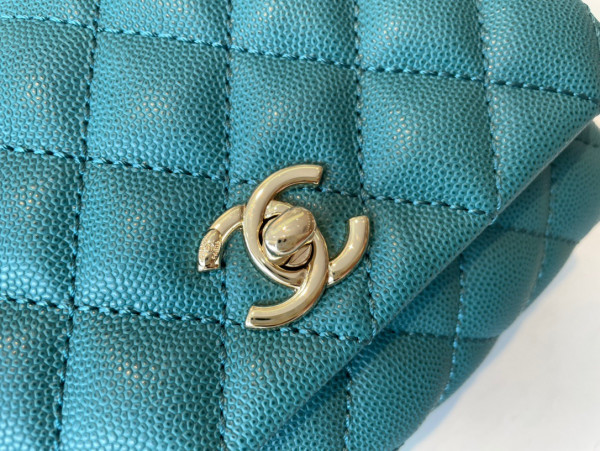 CL MINI FLAP BAG WITH TOP HANDLE