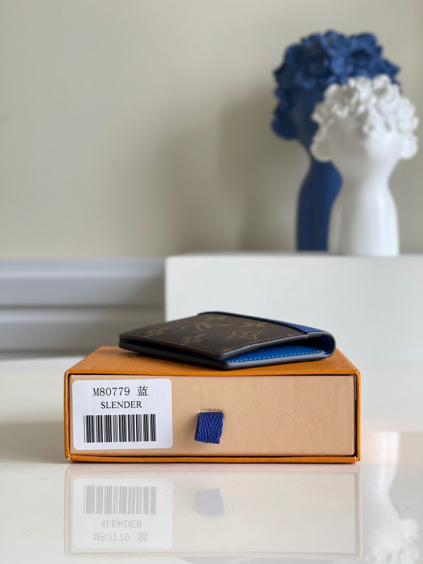 l**is V*t*n pocket organizer