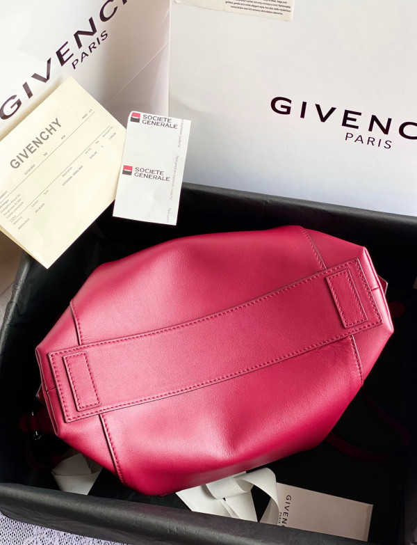 GIVENCHY ANTIGONA SOFT