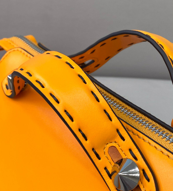 F**di by the way mini-12-9-20.5cm