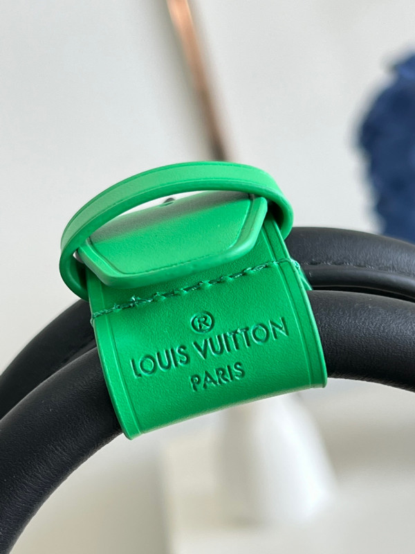 l**is V*t*n keepall bandouliÈre 50