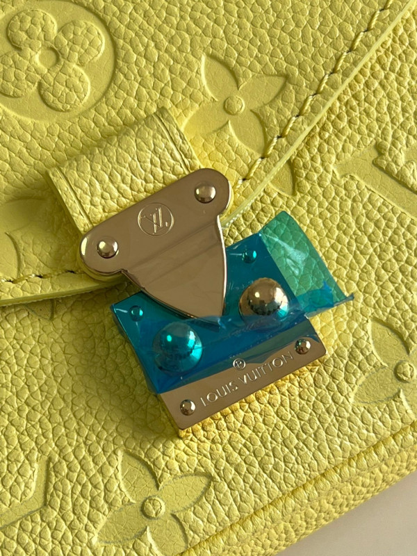 l**is V*t*n micro metis