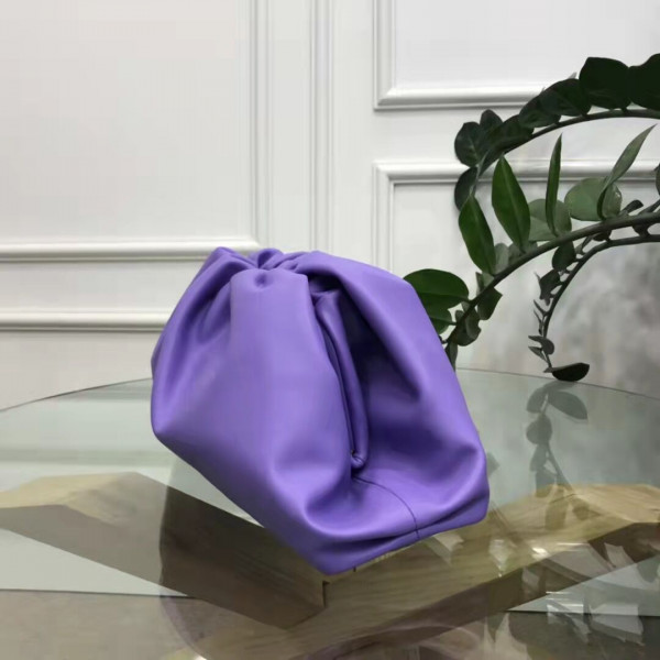 Bo*te*ga ve*ne*ta the pouch