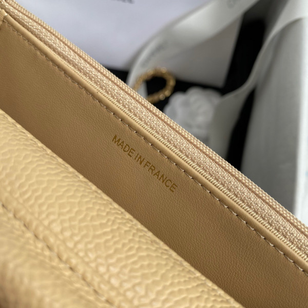 CL CHAIN WALLET CAVIAR NEW EDITION