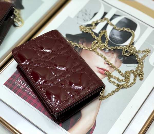 lady D*or nano pouch