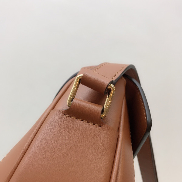 Ce**e besace 16 bag in satinated calfskin