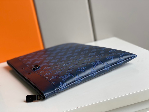 l**is V*t*n discovery pochette gm