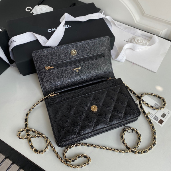 CL CHAIN WALLET CAVIAR NEW EDITION