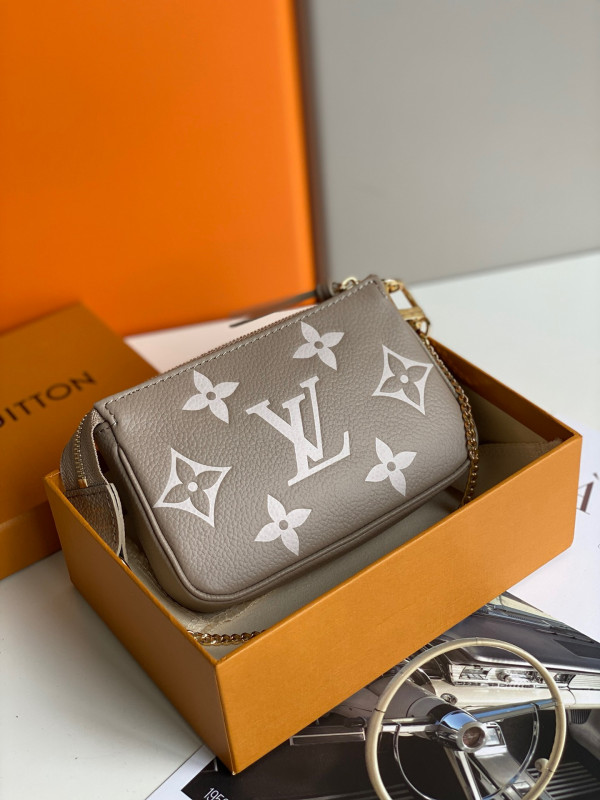l**is V*t*n mini pochette accessoires