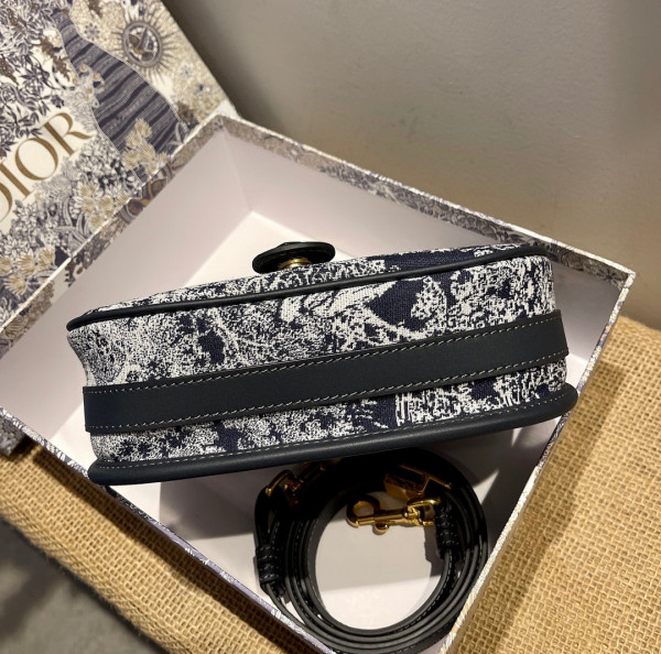 D*or bobby bag medium