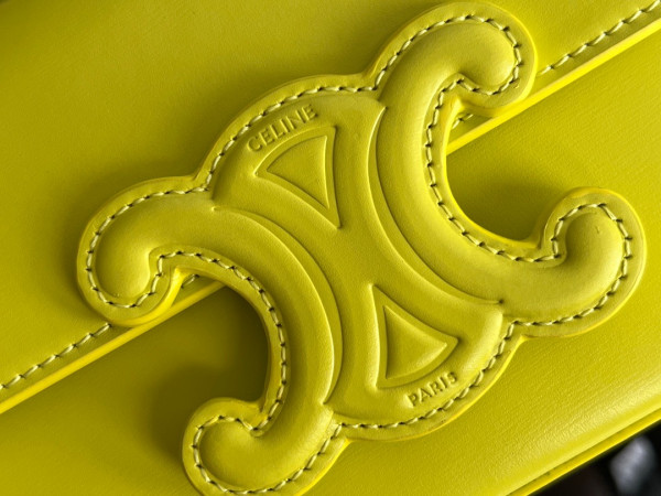 Ce**e triomphe shoulder bag