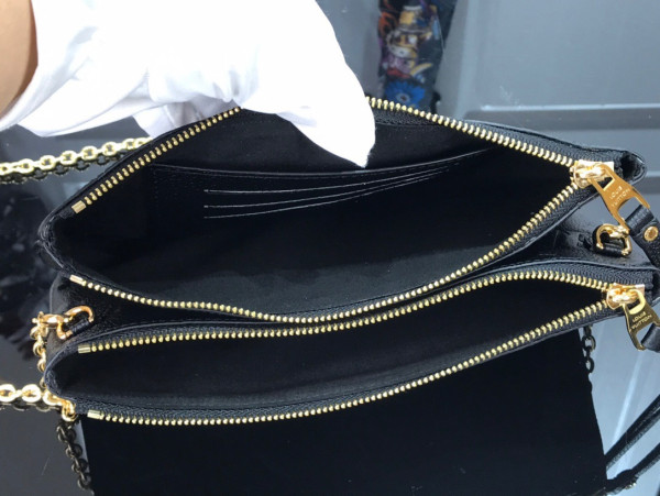 l**is V*t*n double zip pochette