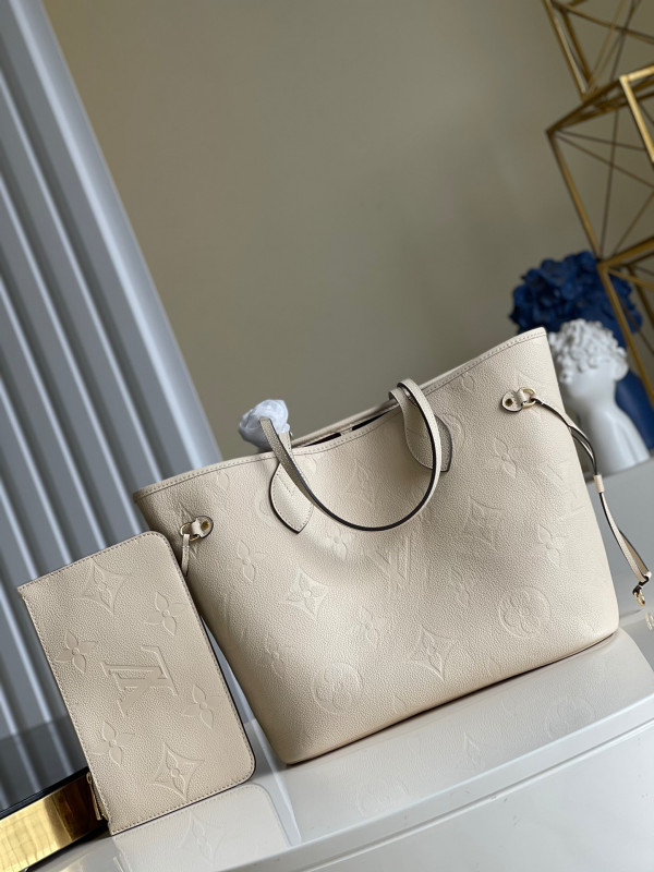 l**is V*t*n neverfull mm