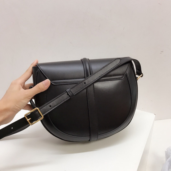 Ce**e besace 16 bag in satinated calfskin