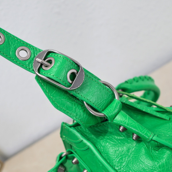 Ba*len*cia*ga neo cagole xs handbag