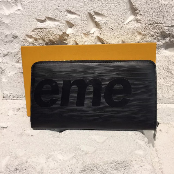 l**is v*t*n S*p*e zip wallet