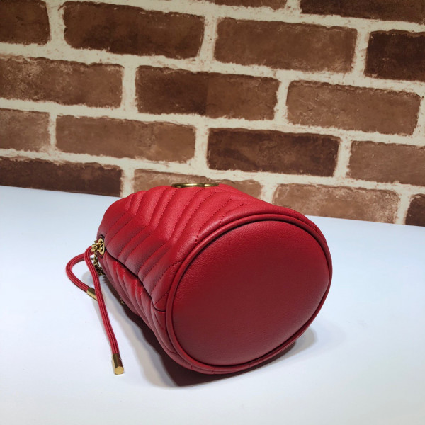 G*u*i gg marmont mini bucket bag