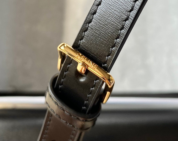 Ce**e teen besace triomphe