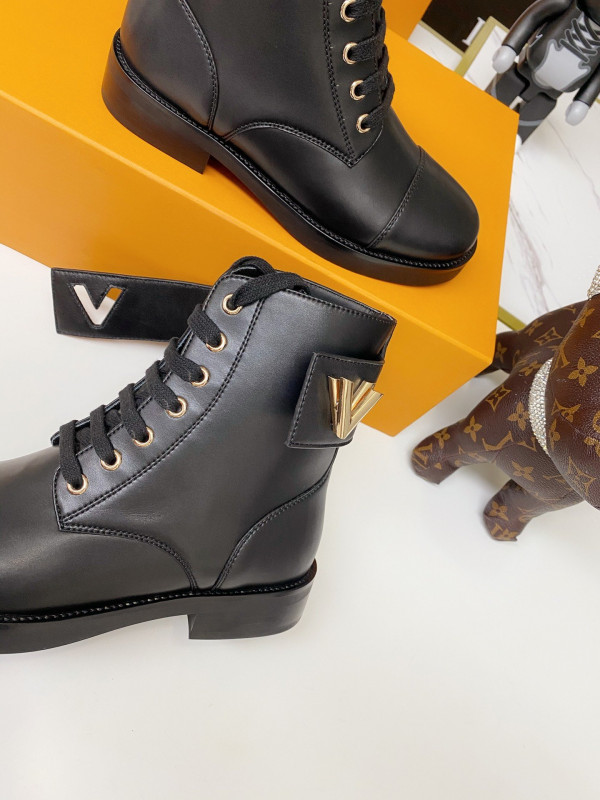 l**is V*t*n wonderland ranger