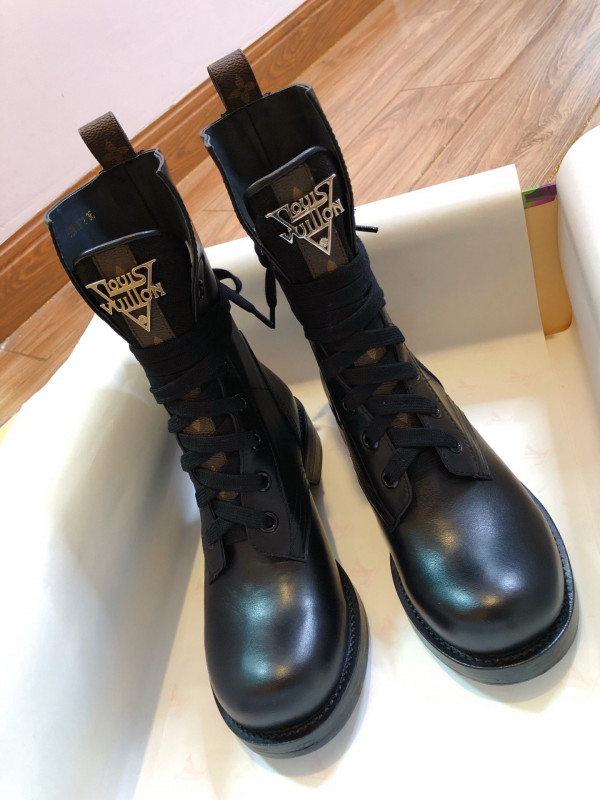 l**is V*t*n metropolis ranger