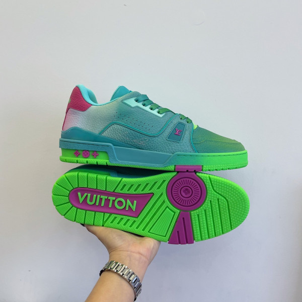 l**is V*t*n trainer sneaker