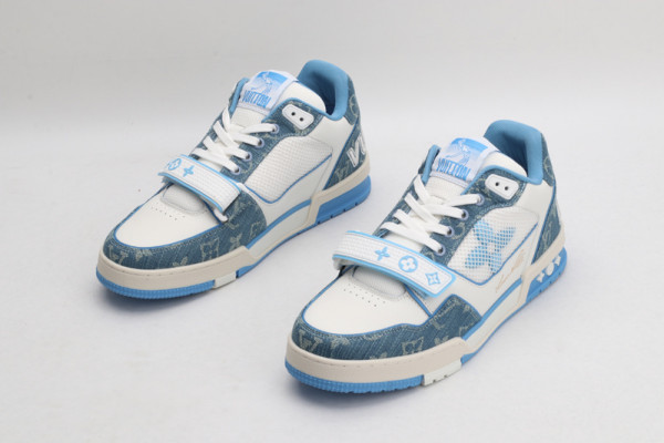 l**is V*t*n trainer sneaker