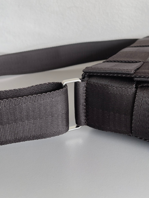 Bo*te*ga ve*ne*ta cassette webbing