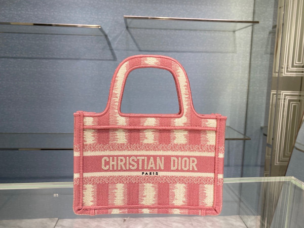 D*or book tote mini