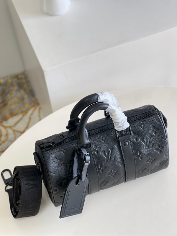 l**is V*t*n keepall bandouliÈre 25