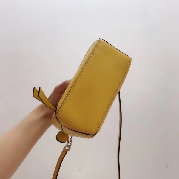 LOEWE MINI PUZZLE BAG