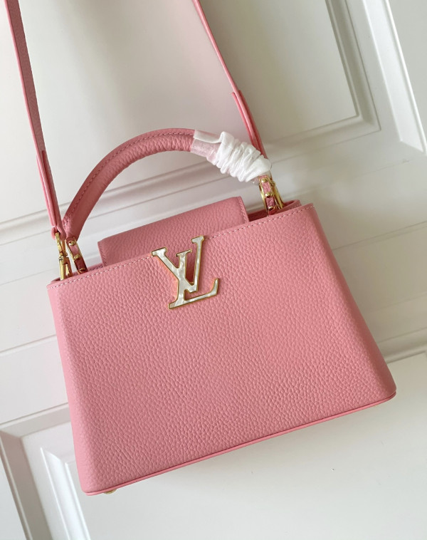 l**is V*t*n capucines bb