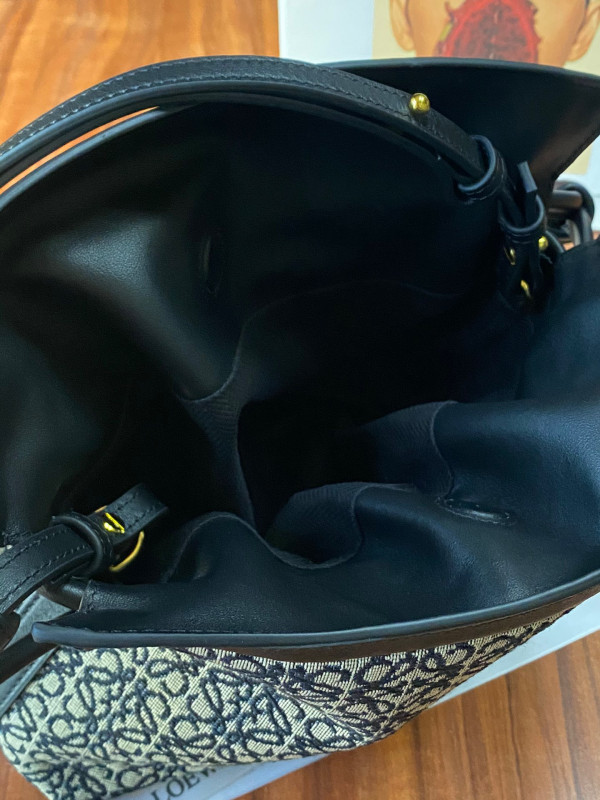 LOEWE Mini Flamenco clutch