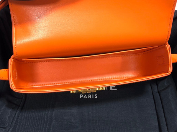 Ce**e triomphe shoulder bag