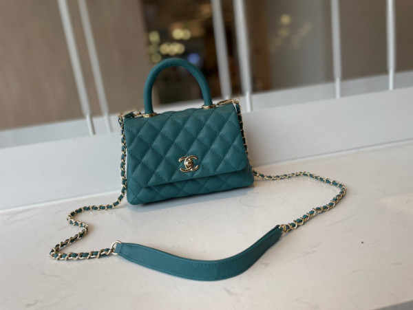 CL MINI FLAP BAG WITH TOP HANDLE