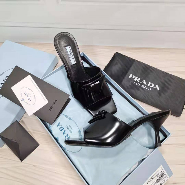 Pra*a brushed leather mid-heeled slides