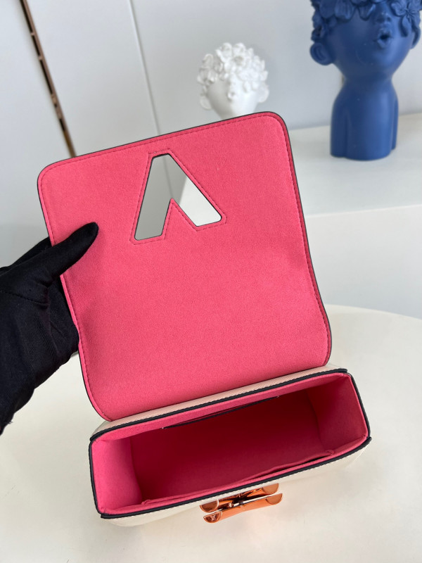 l**is V*t*n twist pm