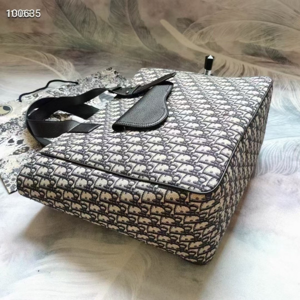 D*or saddle tote bag