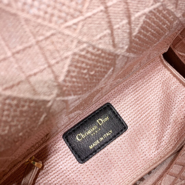 LADY D-LITE EMBROIDERED CANNAGE BAG