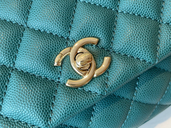 CL FLAP BAG WITH TOP HANDLE