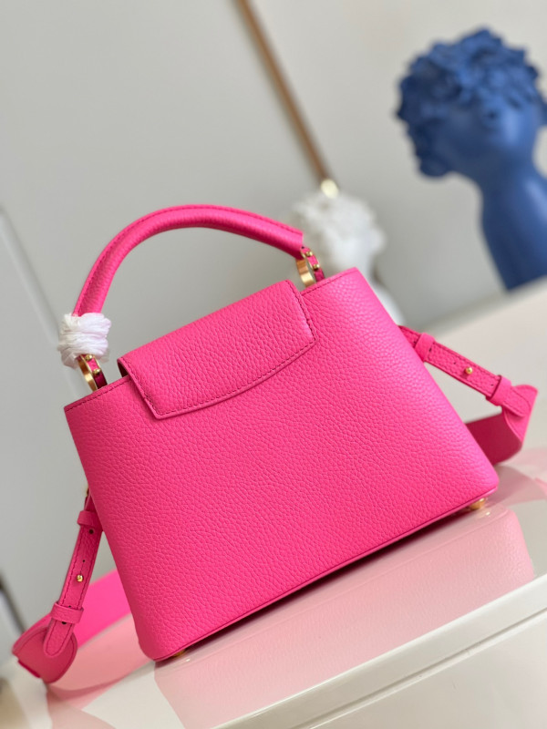 l**is V*t*n capucines bb