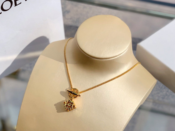 LOEWE NECKLACE
