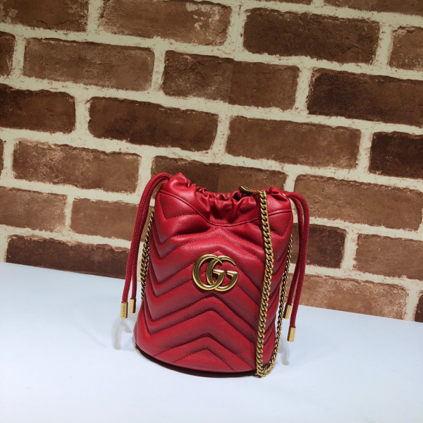 G*u*i gg marmont mini bucket bag