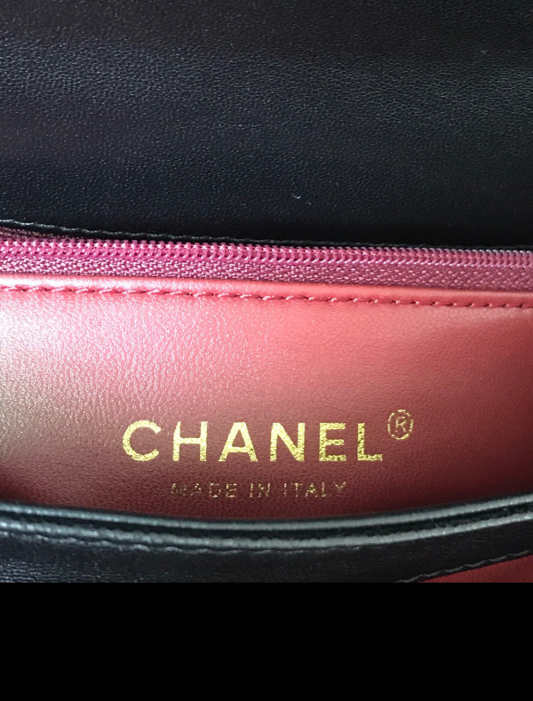 CL FLAP BAG WITH TOP HANDLE