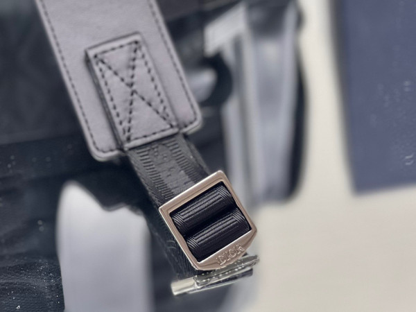 D*or hit the road backpack