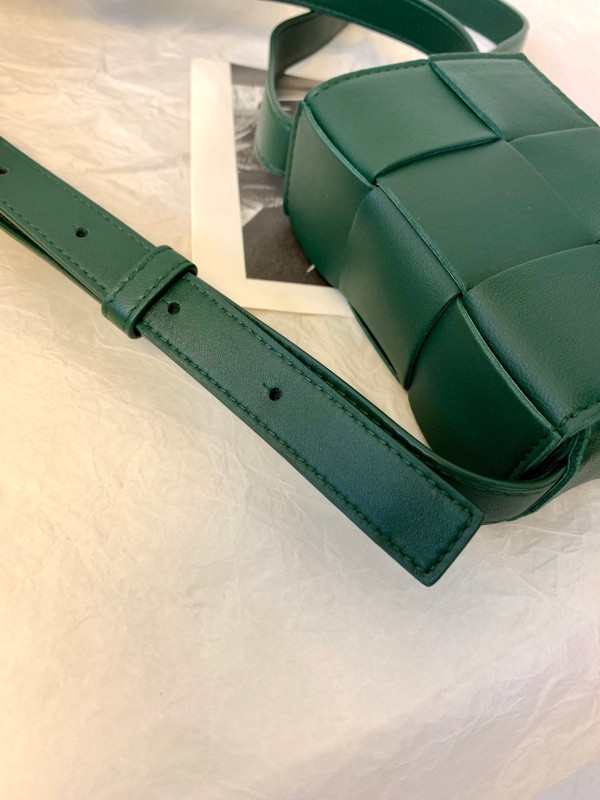 Bo*te*ga ve*ne*ta cassette