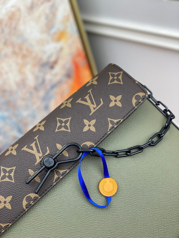 l**is V*t*n pochette voyage steamer