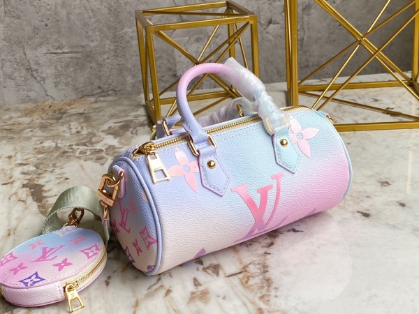 l**is V*t*n papillon bb