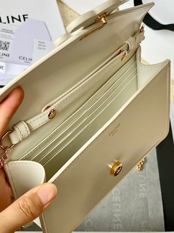 Ce**e wallet on chain cuir triomphe