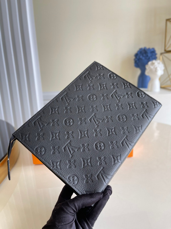 l**is V*t*n pochette voyage