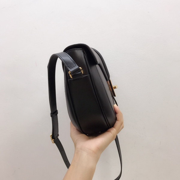 Ce**e besace 16 bag in satinated calfskin